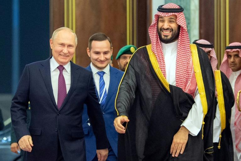 Putin, Saudi leader urge oil cooperation as prices flag