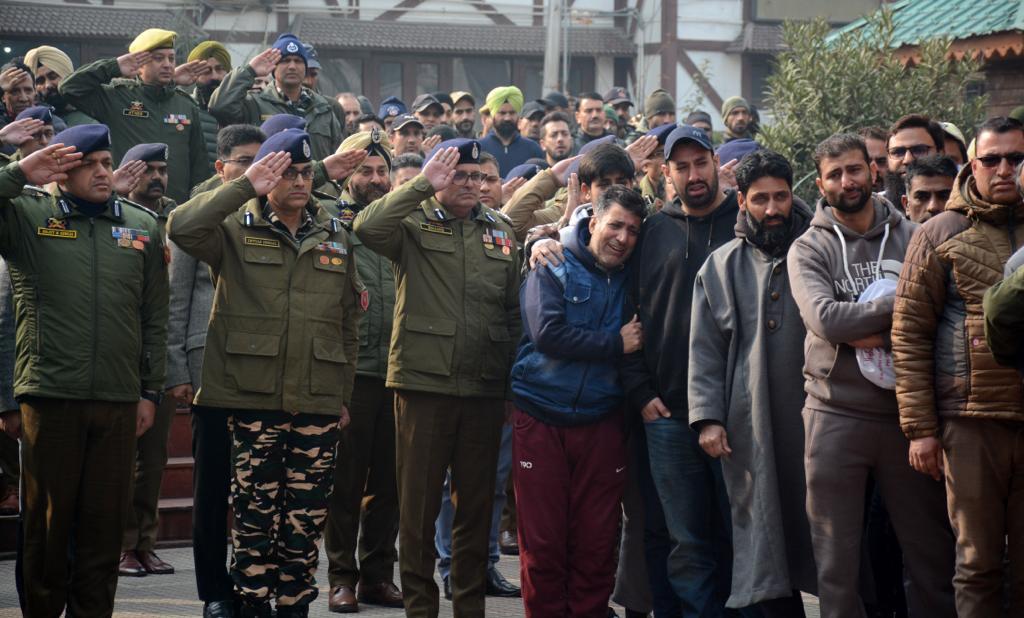 Scores Attend Funeral Of J&K Police Inspector Killed In Terror Attack
