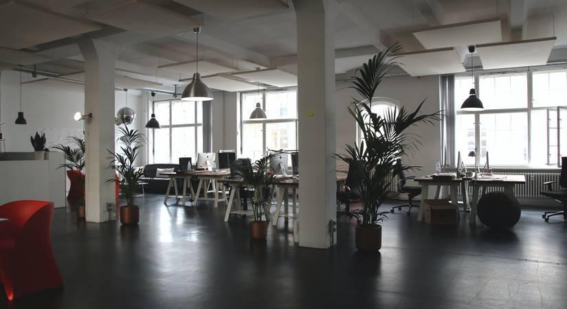 7 Ways Vibrant Office Interiors Inspire Millennials And Genz