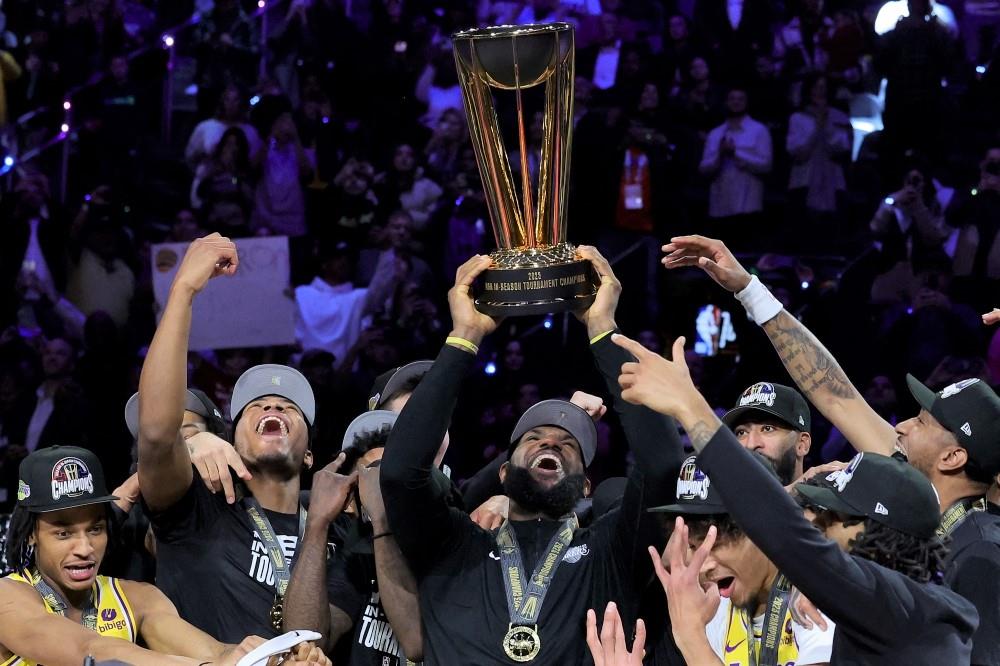 Davis, James Power Lakers To Inaugural NBA In-Season Tournament Crown