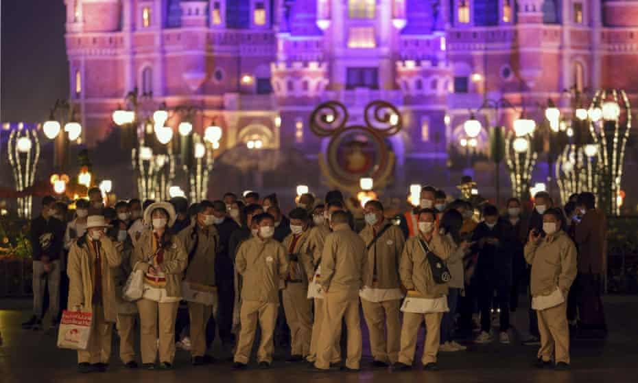 China Locks 34,000 Guests Inside Disneyland