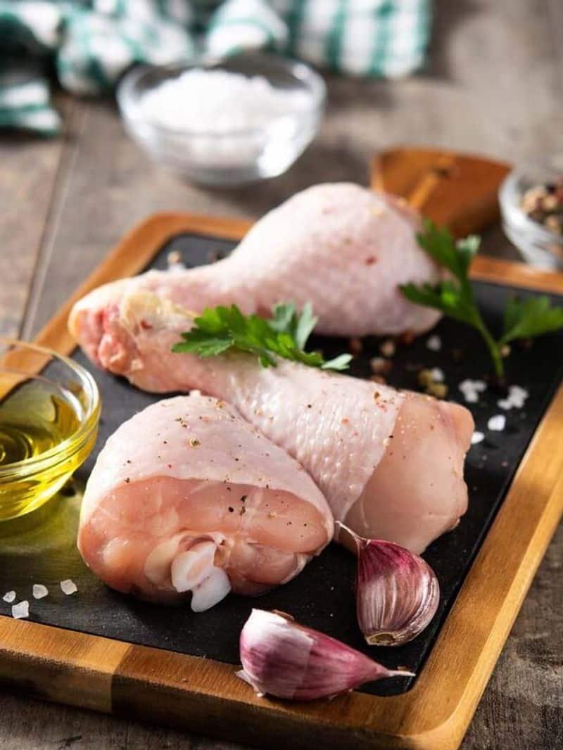 Debunking Food Myths Don't Rinse Raw Chicken Before Cooking
