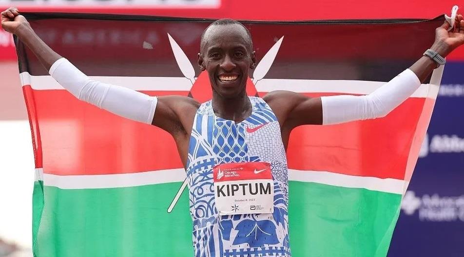 Kenyan Marathon World Record Holder Dies In Road Accident