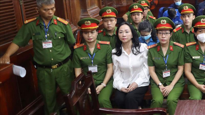 Vietnams Real Estate Tycoon Truong My Lan Sentenced To Death In Fraud Case Who Is She The 9457