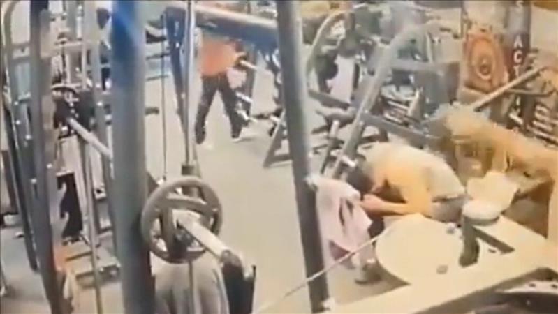Man Dies While Working Out At Gym In Uttar Pradesh's Varanasi Man Dies While Working Out At Gym In Uttar Pradesh's Varanasi