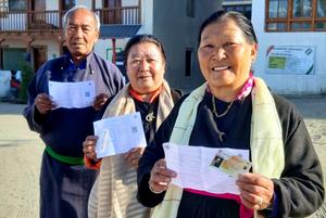 Voting Begins In Ladakh LS Seat On Warm, Sunny Day - Vimarsana News