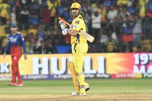 'MS Knows What He Is Going To Do': CSK Bowling Coach Eric Simons Claims Dhoni Has Made Up Mind On His Future - Vimarsana News