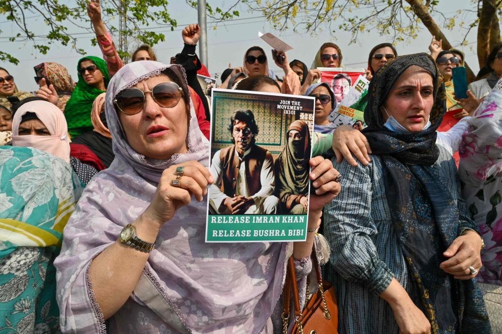 Court Dismisses Former Pakistan PM Khan's Illegal Marriage Sentence Plea Court Dismisses Former Pakistan PM Khan's Illegal Marriage Sentence Plea