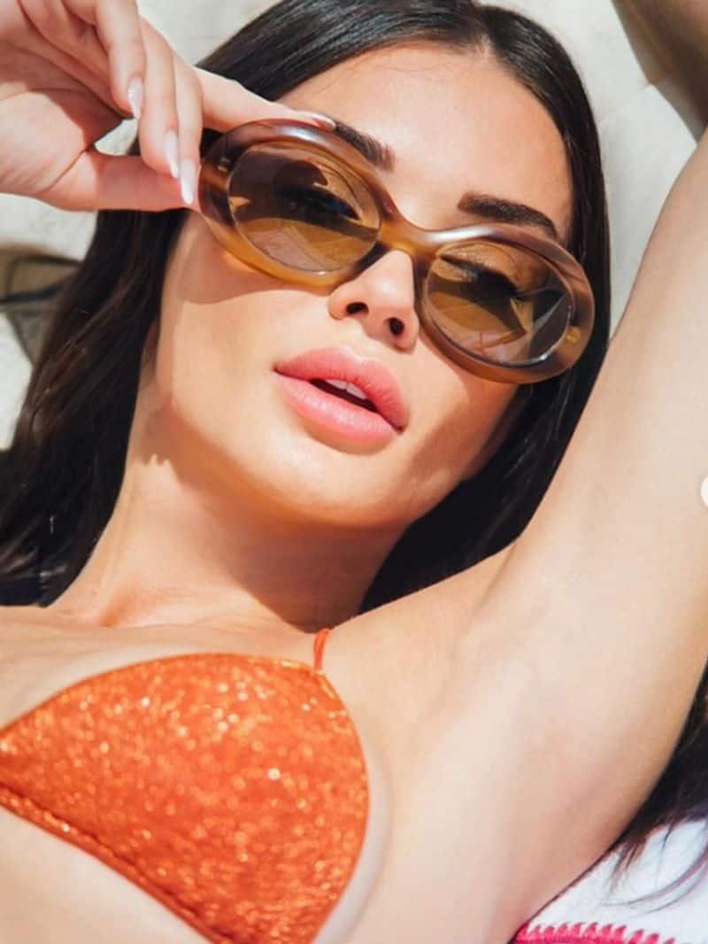 Amy Jackson SEXY Pictures: Actress Looks Hot As She Drops Photos In BIKINI