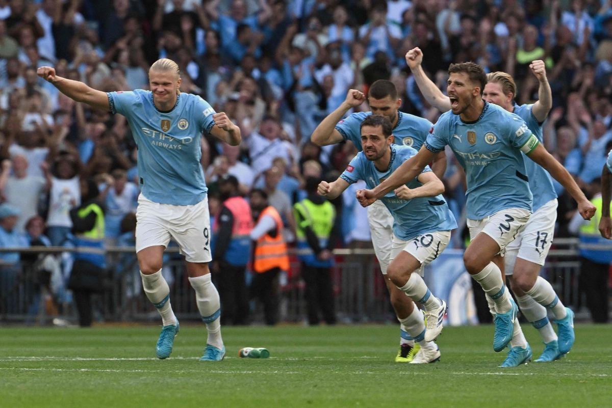 Manchester City Beat Manchester United On Penalties To Win Community Shield