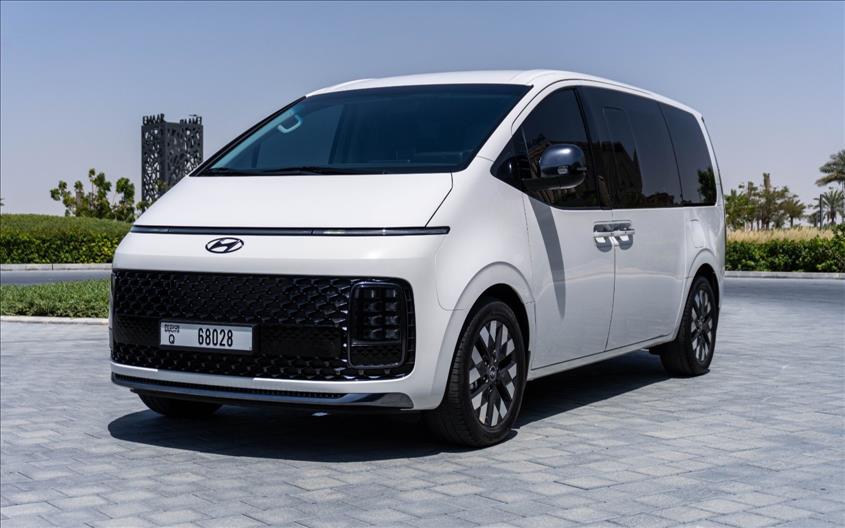 Hyundai Launches Hydrogen Fuel Cell Buses in Abu Dhabi: Driving the Green Revolution