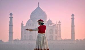 Feroz Abbas Calls Performing ‘Pyar Kiya To Darna Kya' At Taj Mahal 'A Tribute' Feroz Abbas Calls Performing ‘Pyar Kiya To Darna Kya' At Taj Mahal 'A Tribute'