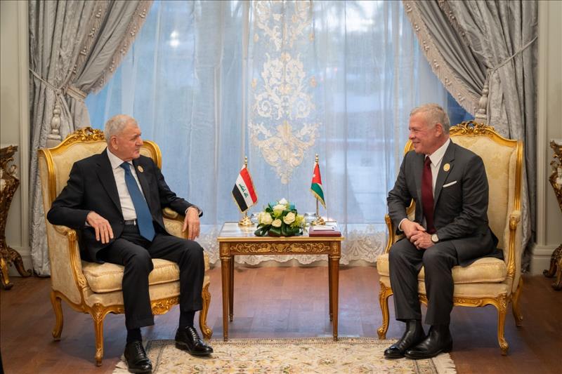 King Meets Presidents Of Iraq, Lebanon On Sidelines Of Cairo Extraordinary Arab Summit King Meets Presidents Of Iraq, Lebanon On Sidelines Of Cairo Extraordinary Arab Summit
