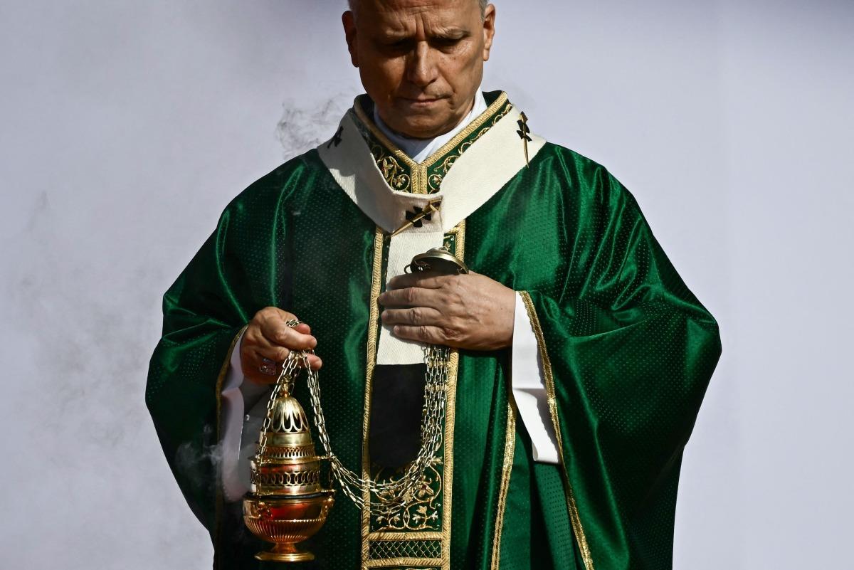 Pope's 'Jubilee Of Youth' Closes With Huge Rome Mass Pope's 'Jubilee Of Youth' Closes With Huge Rome Mass