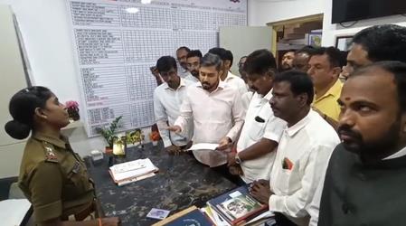Karnataka BJP Files Police Complaint Over Wall Demolition, Tree Felling Ahead Of Cong Protest Against ECI Karnataka BJP Files Police Complaint Over Wall Demolition, Tree Felling Ahead Of Cong Protest Against ECI