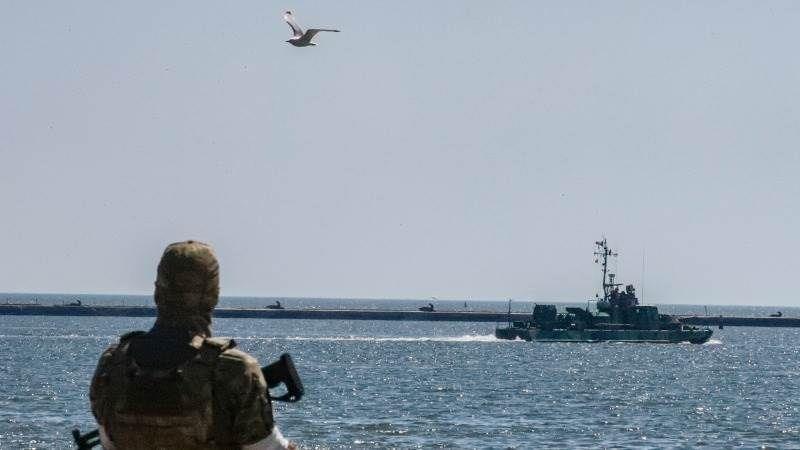 Ukrainian Forces Target Russian Ammunition Ship Linked To Iran In Strategic Port Strike Ukrainian Forces Target Russian Ammunition Ship Linked To Iran In Strategic Port Strike