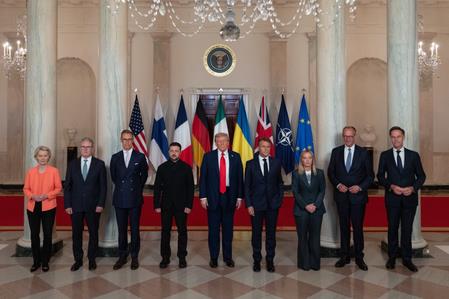 Trump Says He Is Arranging Meeting Between Zelensky, Putin    Trilaterals Will Follow (Ld) Trump Says He Is Arranging Meeting Between Zelensky, Putin    Trilaterals Will Follow (Ld)