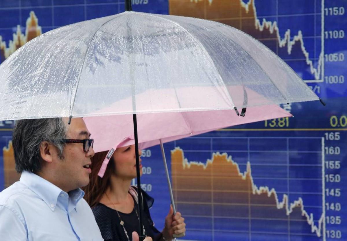 هبوط الأسهم اليابانية ومؤشر نيكاي بأدنى مستوى في أسبوعين