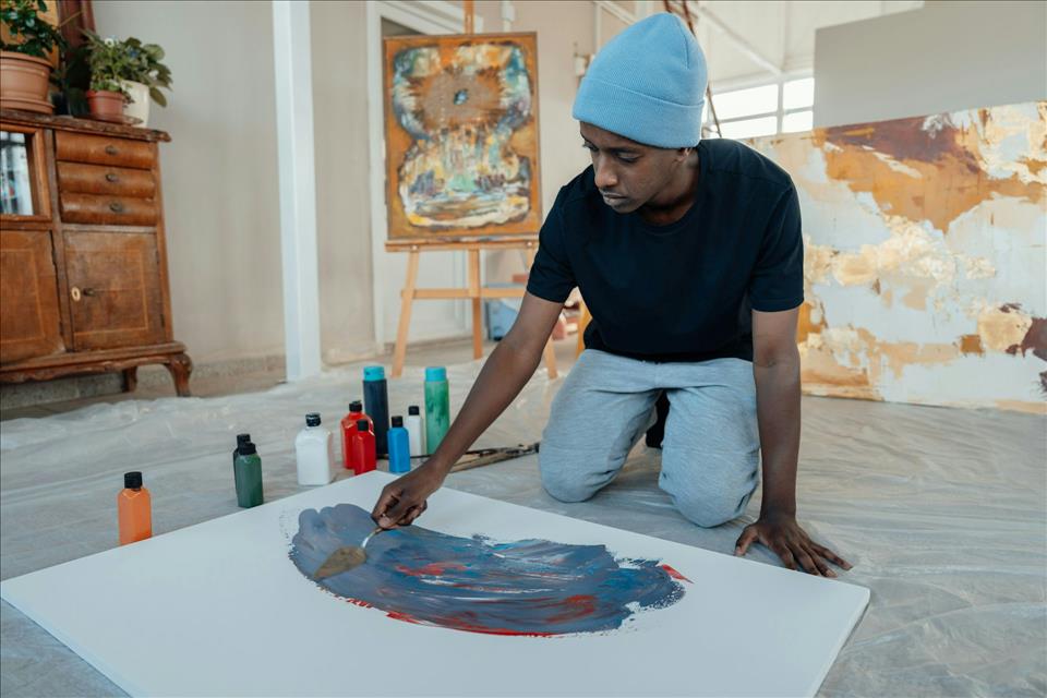 How The Arts Strengthen Newcomer Settlement In Canada Too often, we have treated settlement and the arts as separate and incompatible worlds, assuming newcomers need a list of other priorities first.
          (Unsplash)