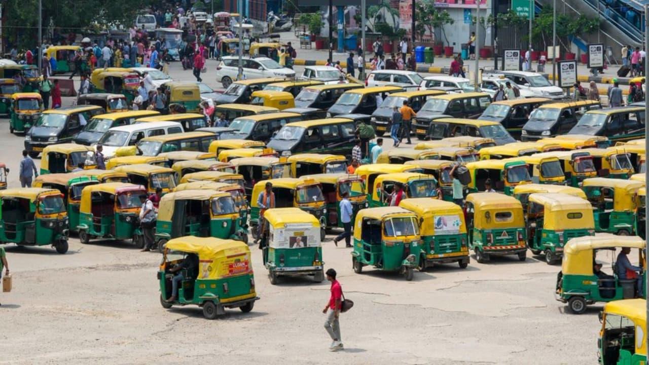 Bengaluru Auto Driver Tells Passenger He Owns Two Houses And Invests In AI Startup, Sparks Viral Reactions Bengaluru Auto Driver Tells Passenger He Owns Two Houses And Invests In AI Startup, Sparks Viral Reactions