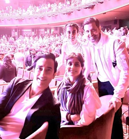 Hrithik Roshan, Girlfriend Saba Azad Enjoy An Evening Full Of Music And Dance Hrithik Roshan, Girlfriend Saba Azad Enjoy An Evening Full Of Music And Dance