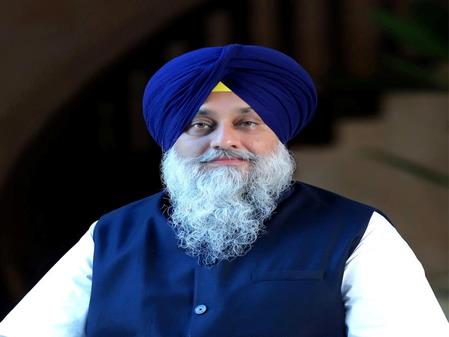 Take Up Issue On Ban On Beard In US Military, Sukhbir Badal Urges Centre Take Up Issue On Ban On Beard In US Military, Sukhbir Badal Urges Centre