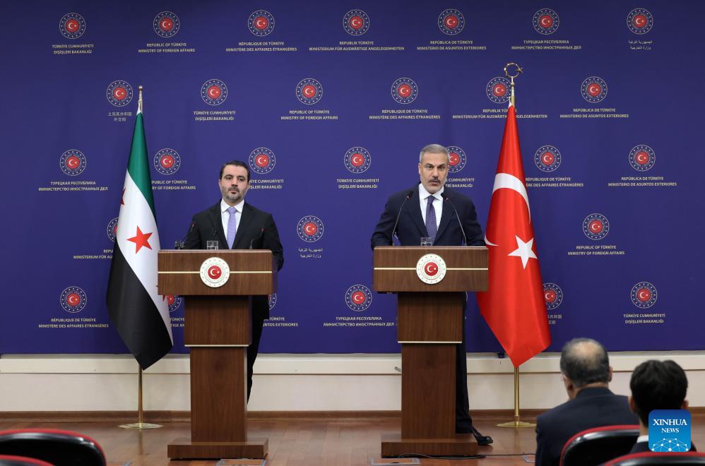 Syria's Foreign Affairs Chief Urges Kurdish Forces To Implement March Agreement“Without Delay” Syria's Foreign Affairs Chief Urges Kurdish Forces To Implement March Agreement“Without Delay”