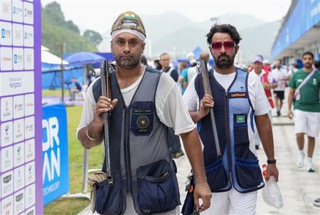 Shooting World Championship: Zoravar Singh Sandhu Leads Indian Challenge After Day 1 Of Trap Qualification
