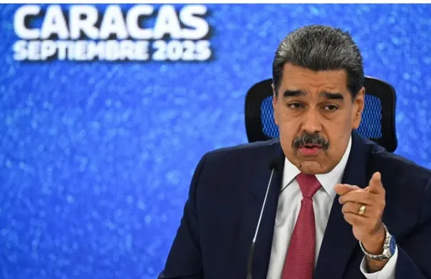 مادورو إلى واشنطن: لا لحرب مجنونة .. أرجوكم مادورو إلى واشنطن: لا لحرب مجنونة .. أرجوكم