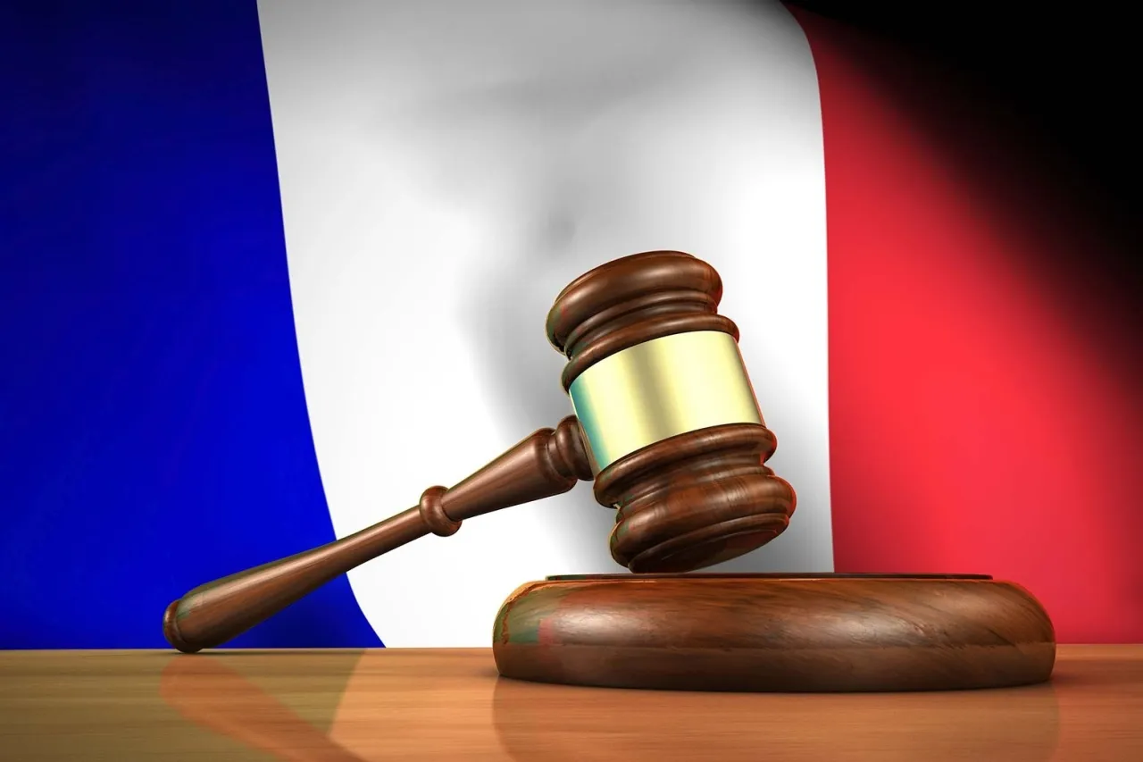 جزائرية ترتكب واحدة من أبشع جرائم فرنسا وتنال أقصى عقوبة ممكنة جزائرية ترتكب واحدة من أبشع جرائم فرنسا وتنال أقصى عقوبة ممكنة