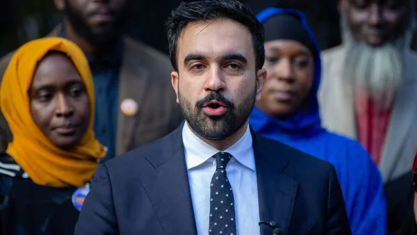 Zohran Mamdani Receives Long-Awaited Hakeem Jeffries Endorsement For NYC Mayor Zohran Mamdani Receives Long-Awaited Hakeem Jeffries Endorsement For NYC Mayor