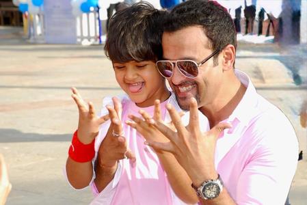 Rohit Roy Calls Son Agasthya 'The Best Looking Bose Roy' As He Turns 18 Rohit Roy Calls Son Agasthya 'The Best Looking Bose Roy' As He Turns 18