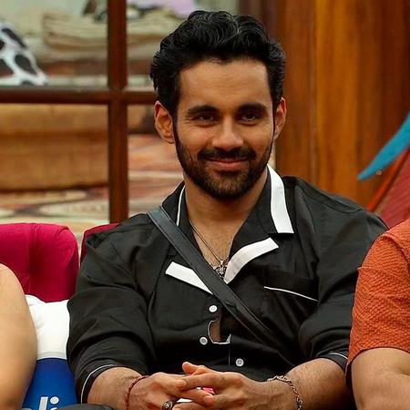 BB19: Housemates Plan The Sweetest Birthday Surprise For Abhishek Bajaj    Ashnoor Kaur Leads BB19: Housemates Plan The Sweetest Birthday Surprise For Abhishek Bajaj    Ashnoor Kaur Leads