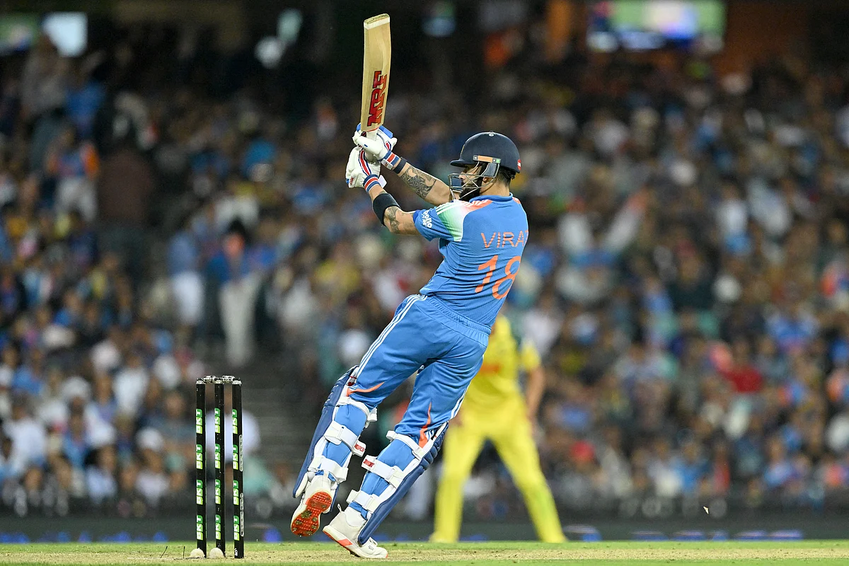 India Crush Australia In 3Rd ODI    Rohit And Kohli Turn Back Clock India Crush Australia In 3Rd ODI    Rohit And Kohli Turn Back Clock