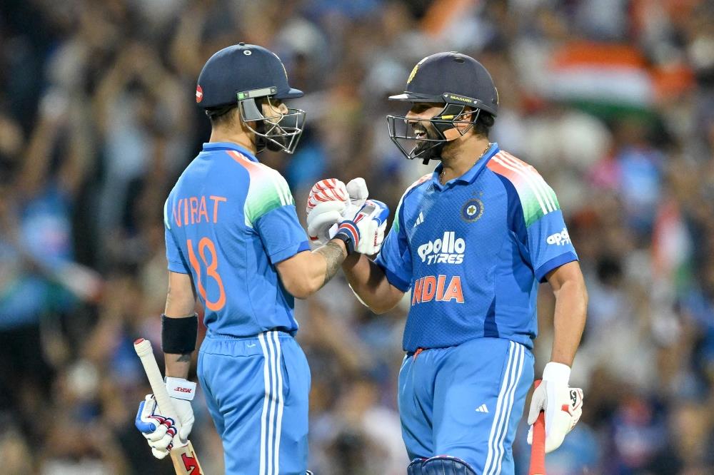 Rohit And Kohli Turn Back Clock As India Crush Australia In 3Rd ODI Rohit And Kohli Turn Back Clock As India Crush Australia In 3Rd ODI