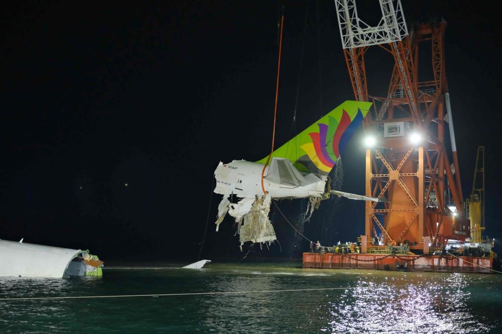 Hong Kong Collects Black Boxes After Deadly Plane Crash Hong Kong Collects Black Boxes After Deadly Plane Crash