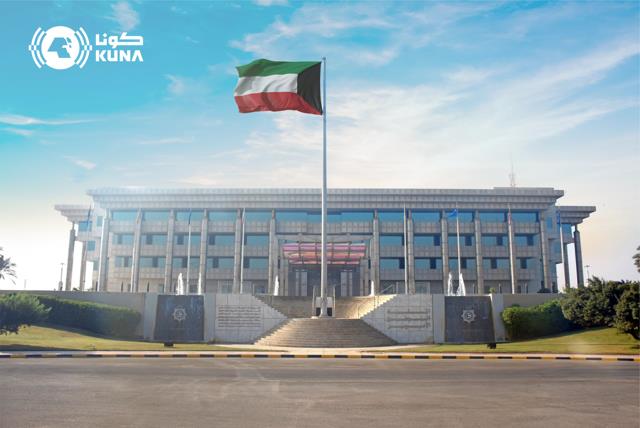 (الداخلية) تطلق خدمة استخراج (شهادة طبق الأصل لجواز السفر الكويتي) للأبناء دون الـ16 عاما عبر (سهل) (الداخلية) تطلق خدمة استخراج (شهادة طبق الأصل لجواز السفر الكويتي) للأبناء دون الـ16 عاما عبر (سهل)
