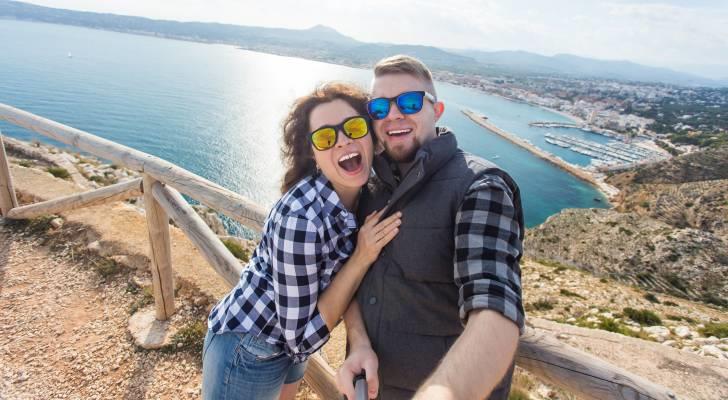 Is A $65K Salary Enough For Americans To Find Financial Independence And Retire Early? Here's How Some Are Making It Work - Without Getting Burned Is A $65K Salary Enough For Americans To Find Financial Independence And Retire Early? Here's How Some Are Making It Work - Without Getting Burned