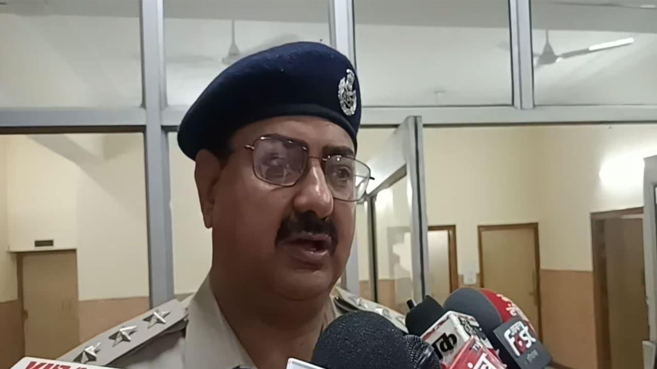 US Deports 54 Haryana Youths, Police Probe 'Donkey Route' Trail US Deports 54 Haryana Youths, Police Probe 'Donkey Route' Trail