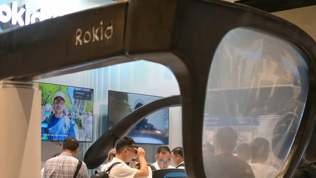 Meta Faces Rising China Challenge As Alibaba, Xiaomi Join AI Smartglasses Race: Goldman Sees Supply Chain Winners Meta Faces Rising China Challenge As Alibaba, Xiaomi Join AI Smartglasses Race: Goldman Sees Supply Chain Winners