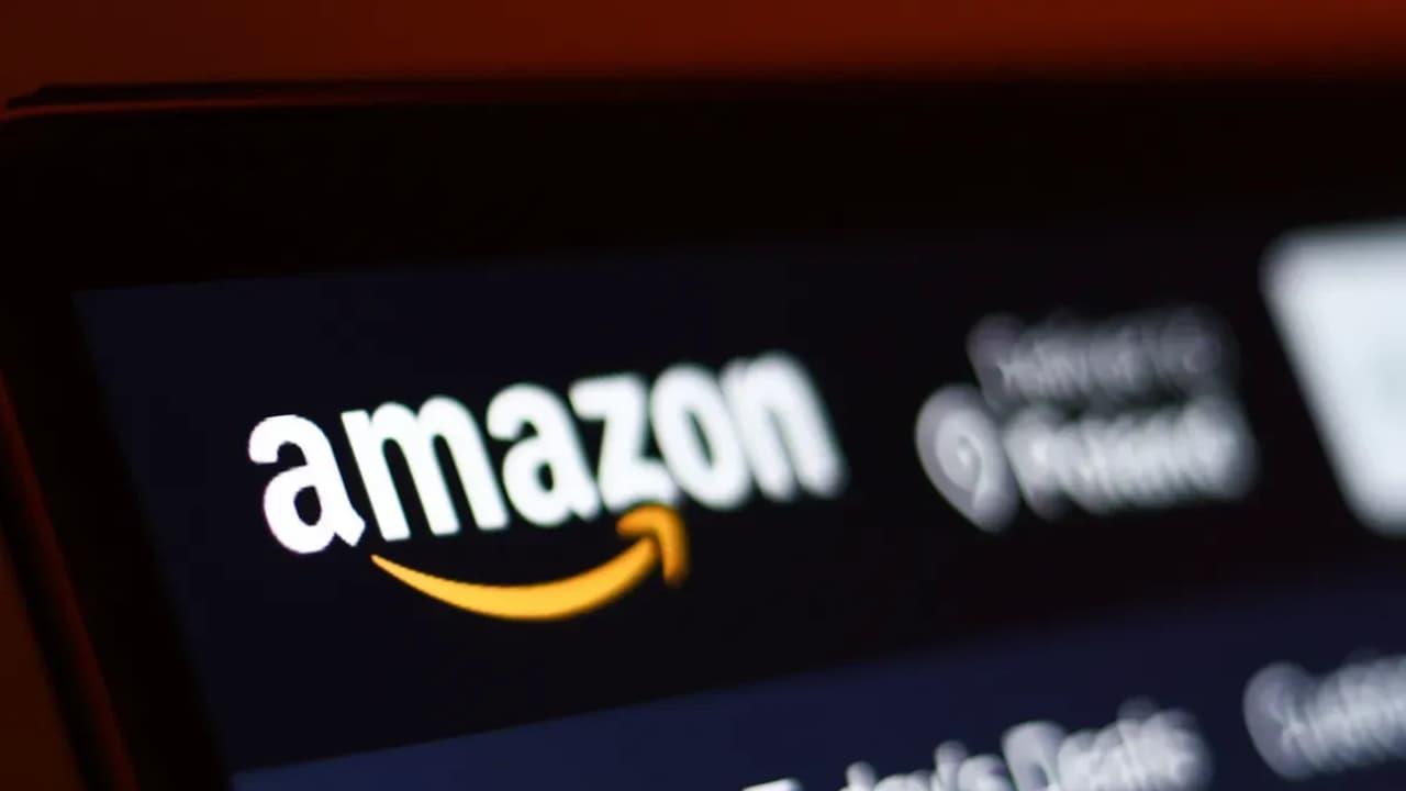 Amazon Rises Premarket Ahead Of Week's Q3 Earnings: E-Commerce Giant Unveils $1.6 Billion Dutch Investment Plan Amazon Rises Premarket Ahead Of Week's Q3 Earnings: E-Commerce Giant Unveils $1.6 Billion Dutch Investment Plan