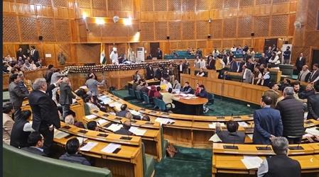 Uproar In J&K Assembly Over RS Cross-Voting, MLA's Detention Uproar In J&K Assembly Over RS Cross-Voting, MLA's Detention