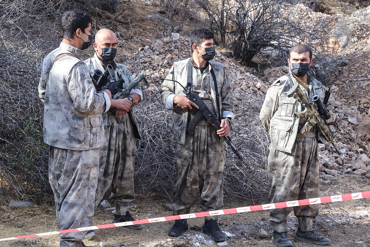 Kurdish PKK Militants Withdraw From Turkey As Part Of Disarmament  Kurdish PKK Militants Withdraw From Turkey As Part Of Disarmament