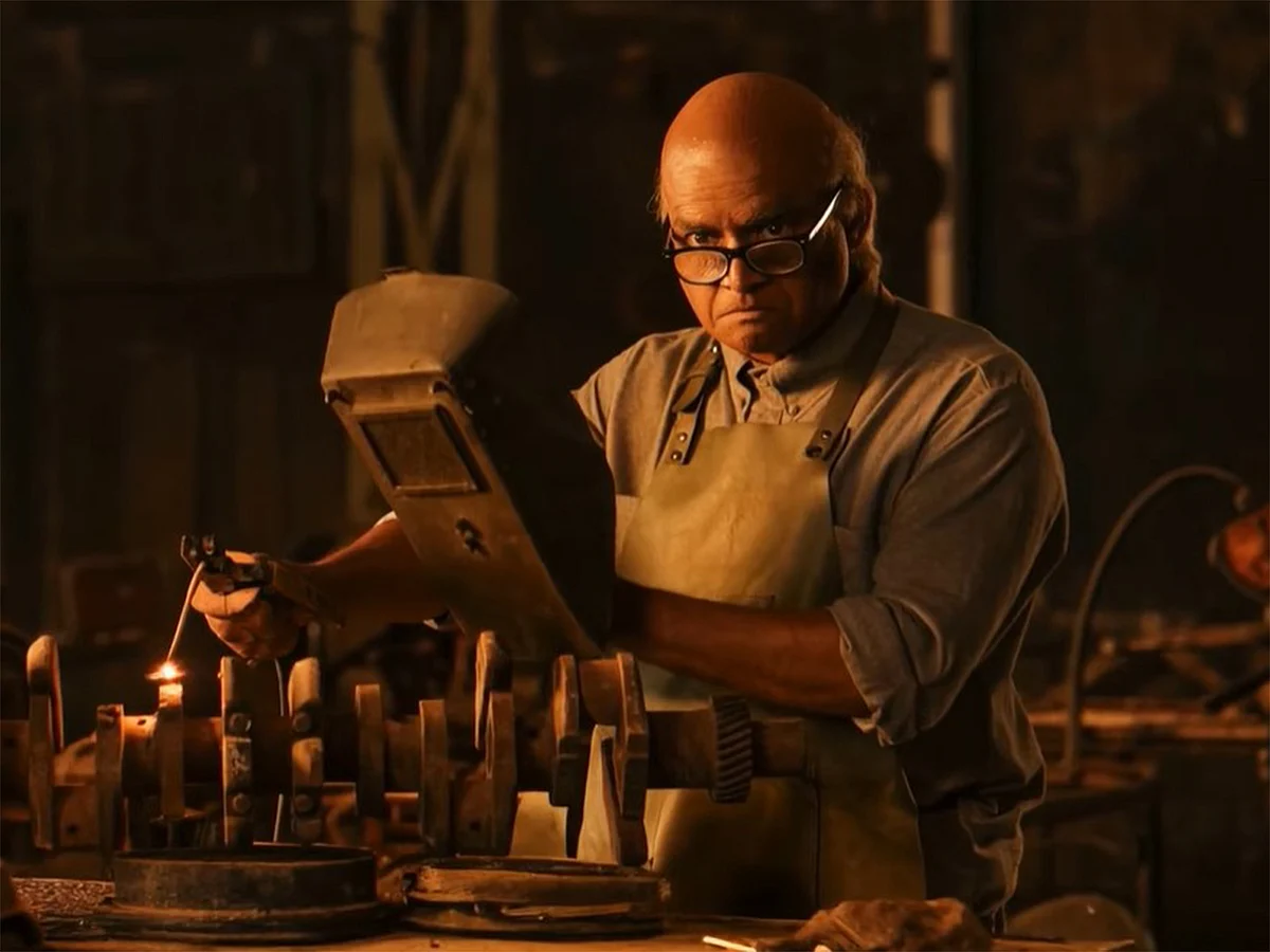 Look: R Madhavan Transforms Into 'Edison Of India' G.D. Naidu For Biopic  Look: R Madhavan Transforms Into 'Edison Of India' G.D. Naidu For Biopic