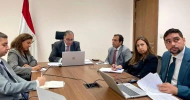نائب وزير الخارجية يلتقي بأبناء الجالية المصرية في المغرب وتونس والجزائر نائب وزير الخارجية يلتقي بأبناء الجالية المصرية في المغرب وتونس والجزائر