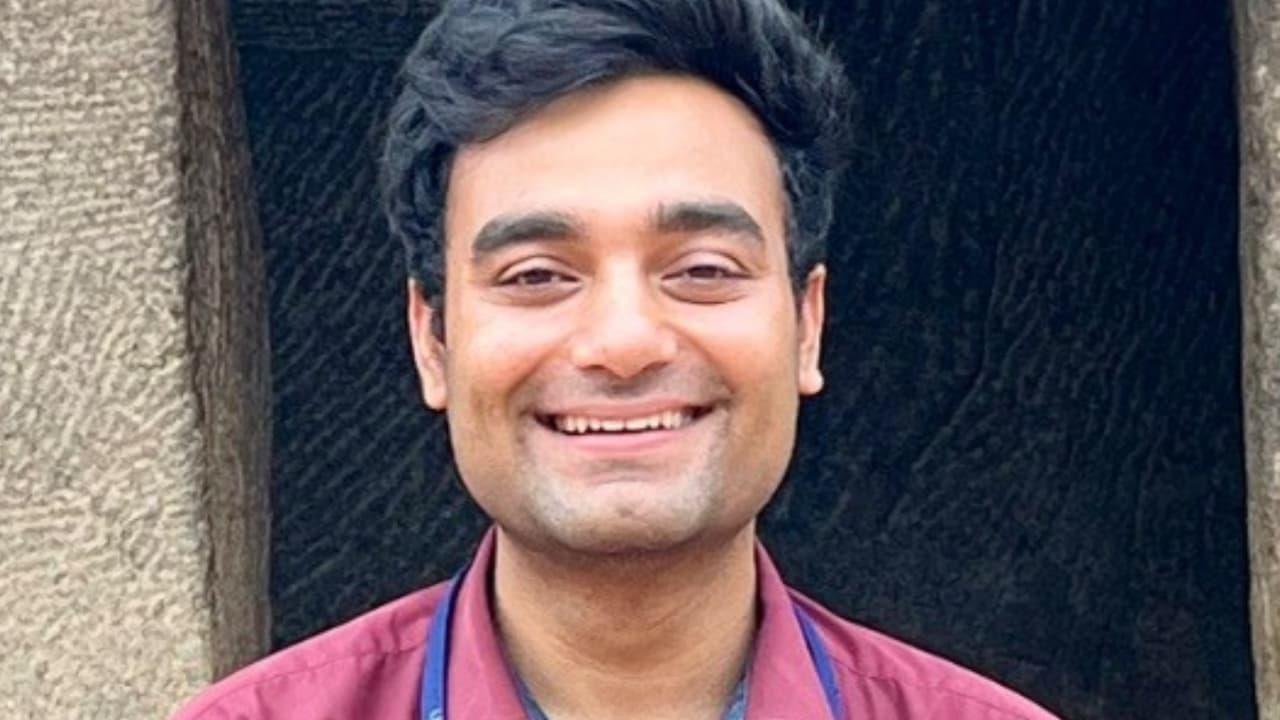 Meet Himanshu Gupta, Tea Seller's Son Who Cracked UPSC Three Times To Become IAS Meet Himanshu Gupta, Tea Seller's Son Who Cracked UPSC Three Times To Become IAS