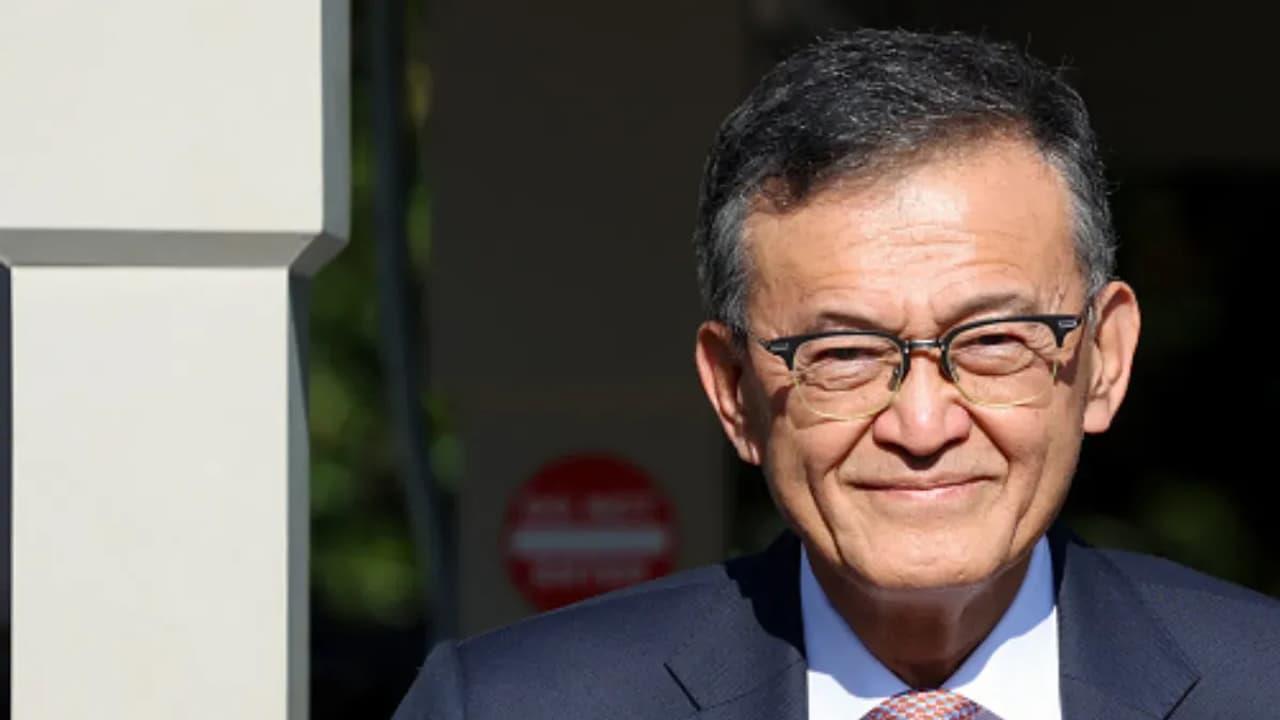 Intel's Comeback Blueprint: New CEO Reportedly Aims To Shift Focus To Foundry, AI Intel's Comeback Blueprint: New CEO Reportedly Aims To Shift Focus To Foundry, AI