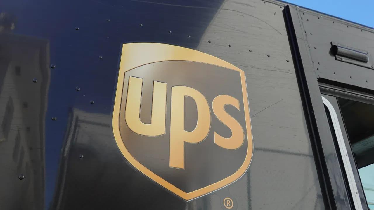 UPS Q3 Earnings Preview: Tepid Demand To Weigh In, De Minimis Impact In Focus UPS Q3 Earnings Preview: Tepid Demand To Weigh In, De Minimis Impact In Focus