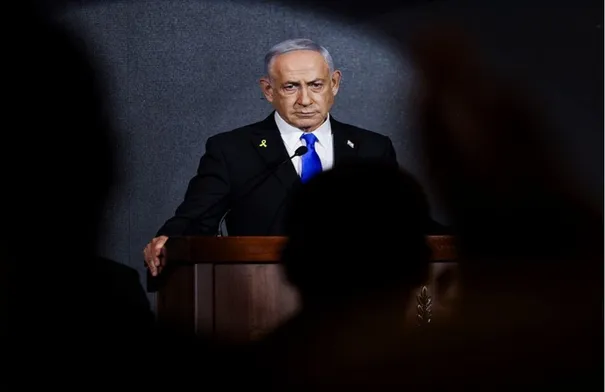 نتنياهو يأمر الجيش الإسرائيلي بتنفيذ هجمات في غزة فورا نتنياهو يأمر الجيش الإسرائيلي بتنفيذ هجمات في غزة فورا