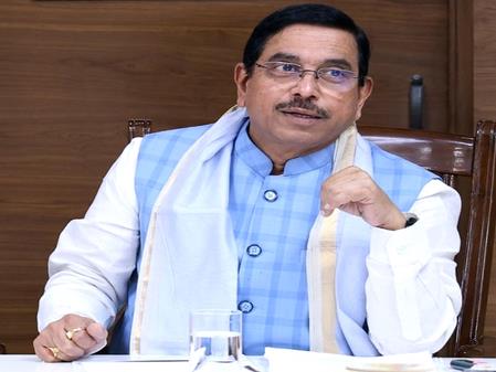 BJP Hails HC Stay On K'taka Govt Order Requiring Approval To Hold Events In Public Venues BJP Hails HC Stay On K'taka Govt Order Requiring Approval To Hold Events In Public Venues